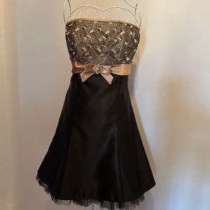 Strapless Formal Dress